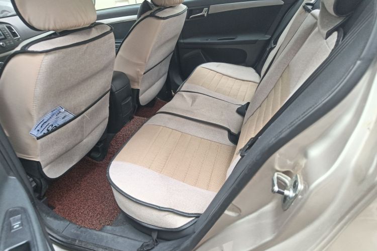 荣威 荣威350 2016 汽车图片 #17