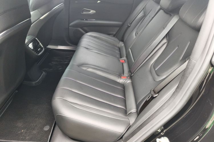 Deepal L07 2025 car image #17