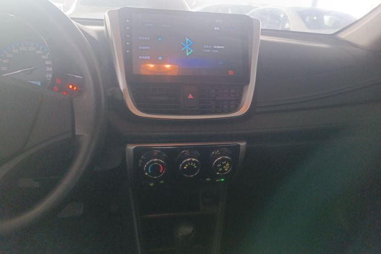 Vios 2018 imagen de coche #17
