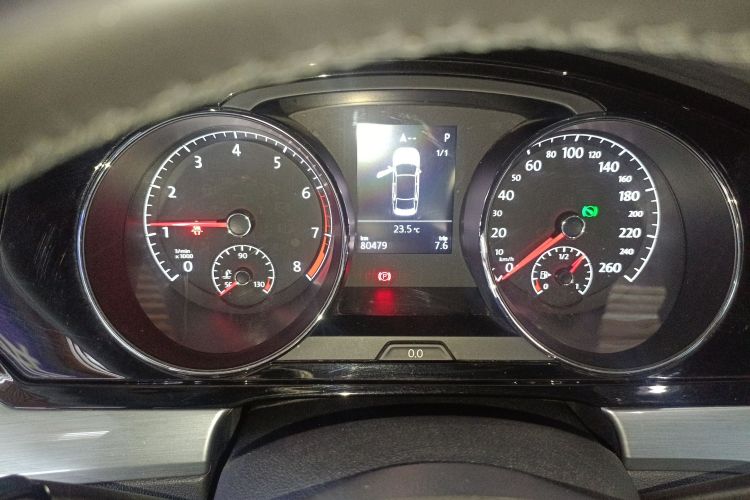 Volkswagen Lamando 2017 immagine di auto #17