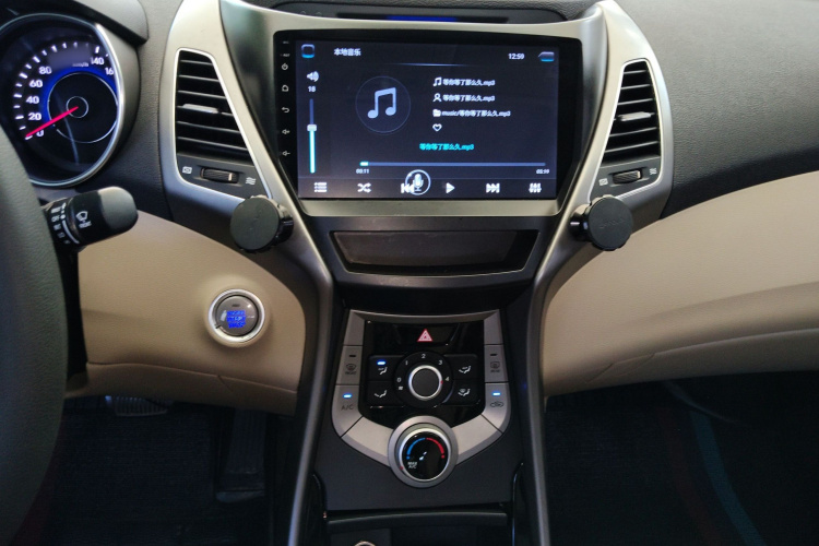 现代 朗动 2015 汽车图片 #17