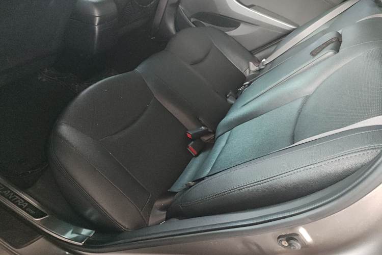 Hyundai Elantra MD 2016 #17 Hyundai Elantra MD 2016 immagine di auto #17