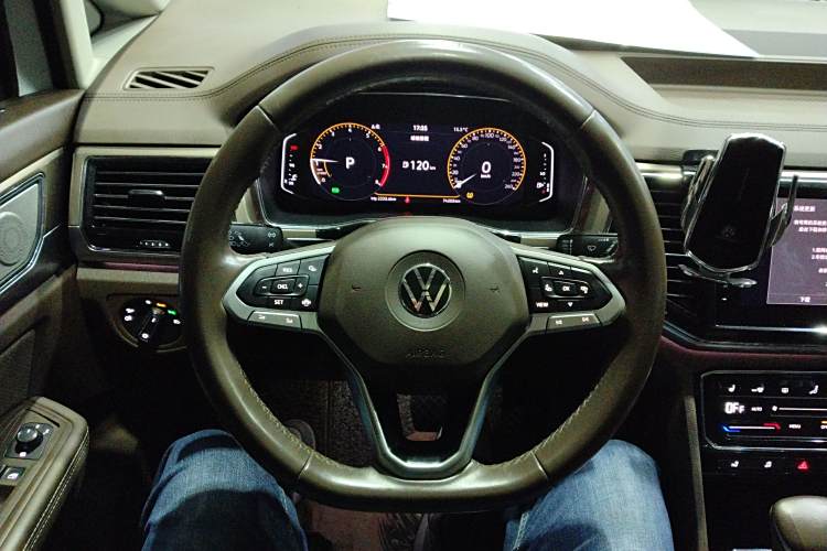 Volkswagen Viloran 2021 #17 Volkswagen Viloran 2021 car image #17