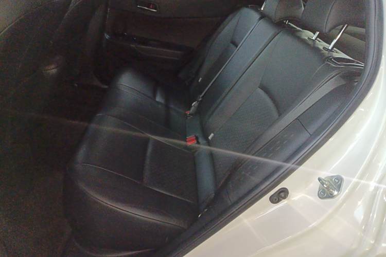 Toyota C-HR EV 2020 #17 Toyota C-HR EV 2020 car image #17