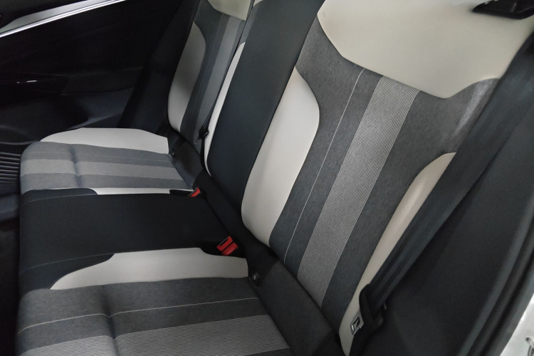 Volkswagen ID.4 Crozz 2024 car image #17