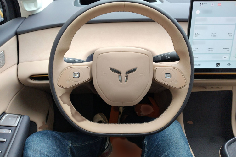 HongQi TianGong 05 2025 #17 HongQi TianGong 05 2025 car image #17