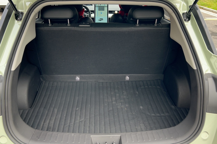 哪吒汽车 哪吒AYA 2023 汽车图片 #17