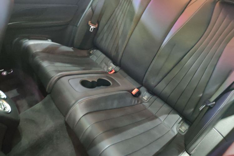 Mercedes-Benz E Class (Imported) 2021 immagine di auto #17