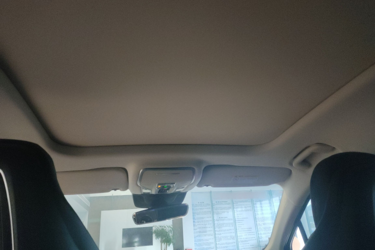 HongQi HS3 2024 #17 HongQi HS3 2024 car image #17