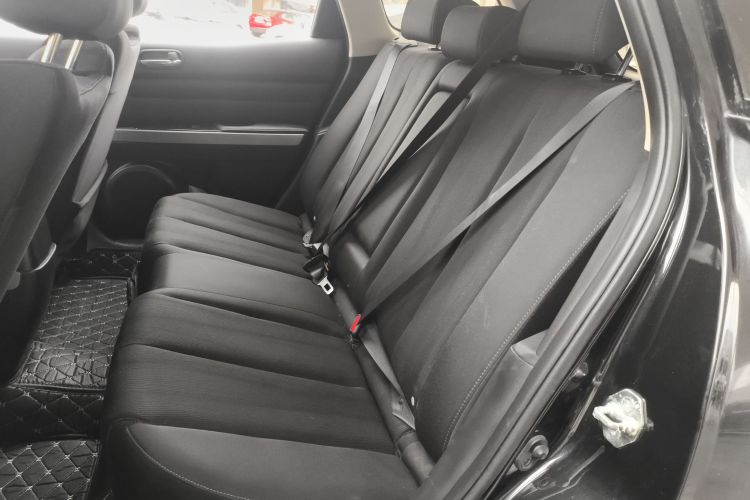 Mazda CX-7 2015 immagine di auto #17