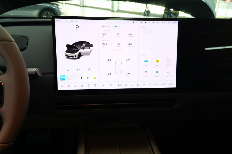 理想汽车 理想i6 2025 汽车图片 #17