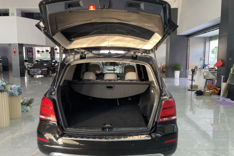 Mercedes-Benz GLK Class 2015 car image #17