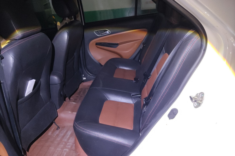 GEELY KingKong 2017 #17 GEELY KingKong 2017 car image #17