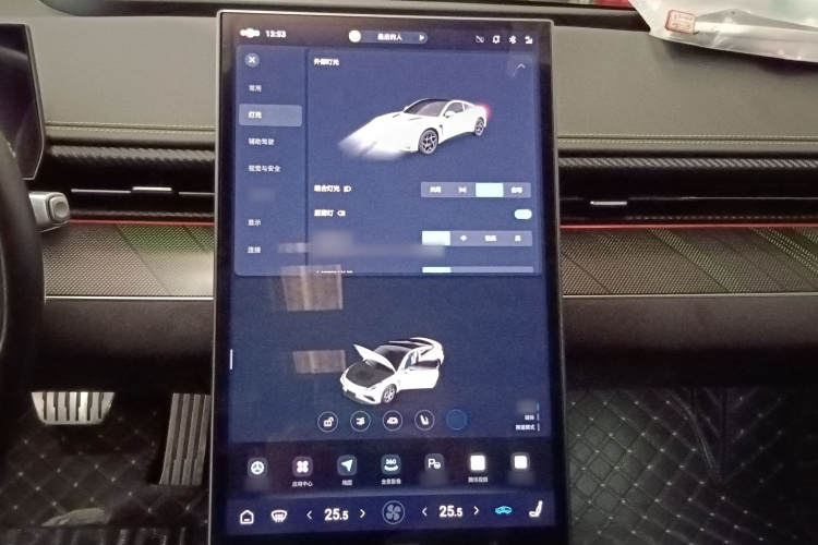 哪吒汽车 哪吒GT 2024 汽车图片 #17