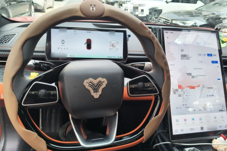 哪吒汽车 哪吒GT 2023 汽车图片 #17