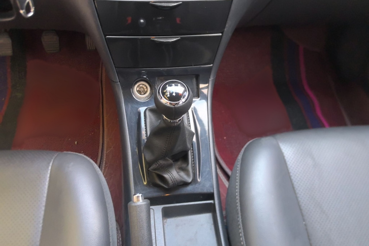 BYD F3 2020 صورة سيارة #17