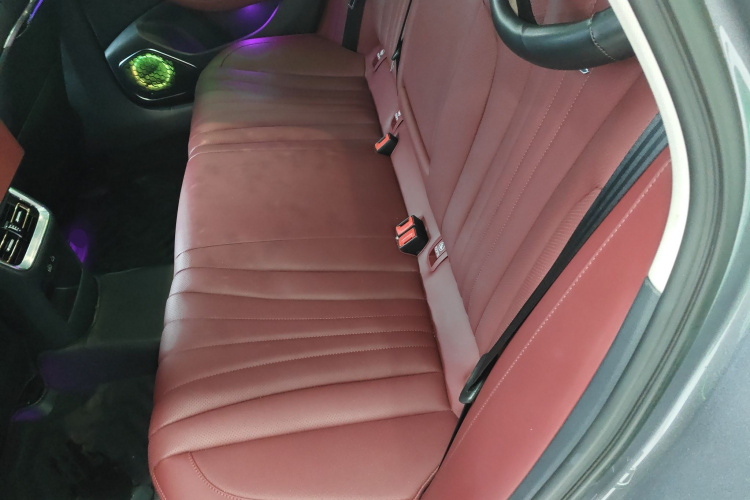 HongQi H5 2023 #17 HongQi H5 2023 car image #17