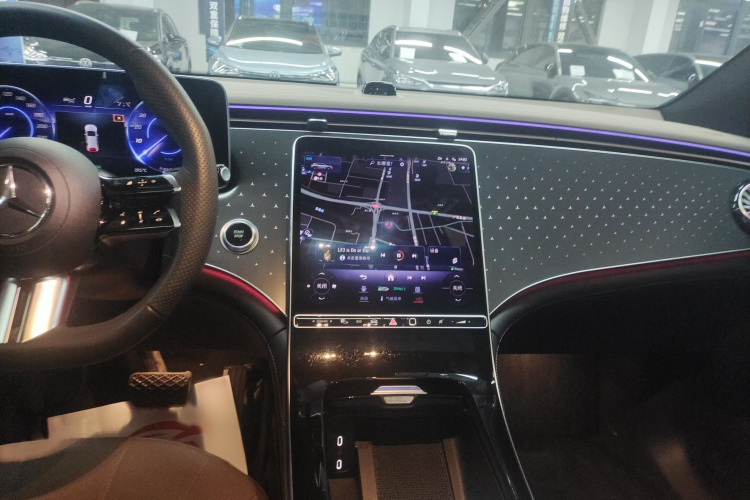 Mercedes-Benz EQE SUV 2023 car image #17