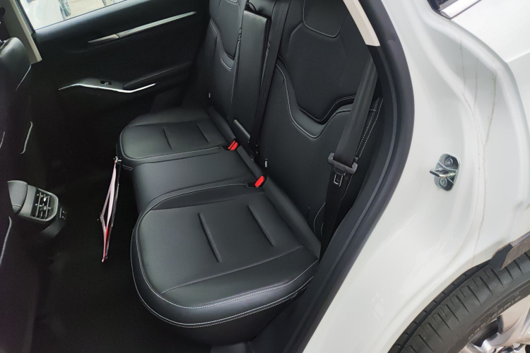 Haval H6 2025 #17 Haval H6 2025 car image #17