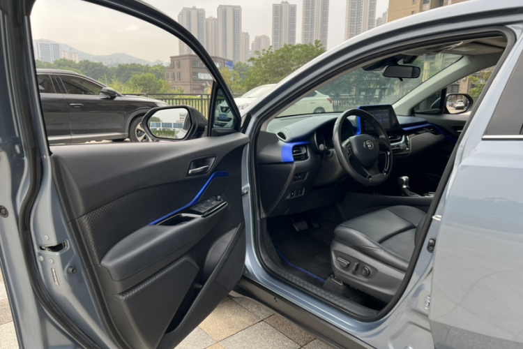 Toyota C-HR 2022 #17 Toyota C-HR 2022 immagine di auto #17