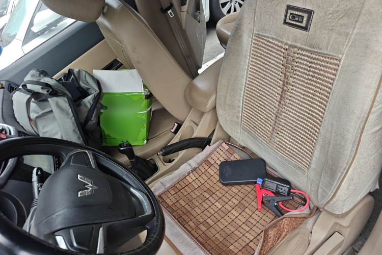 五菱汽车 五菱宏光 2014 #17 五菱汽车 五菱宏光 2014 汽车图片 #17