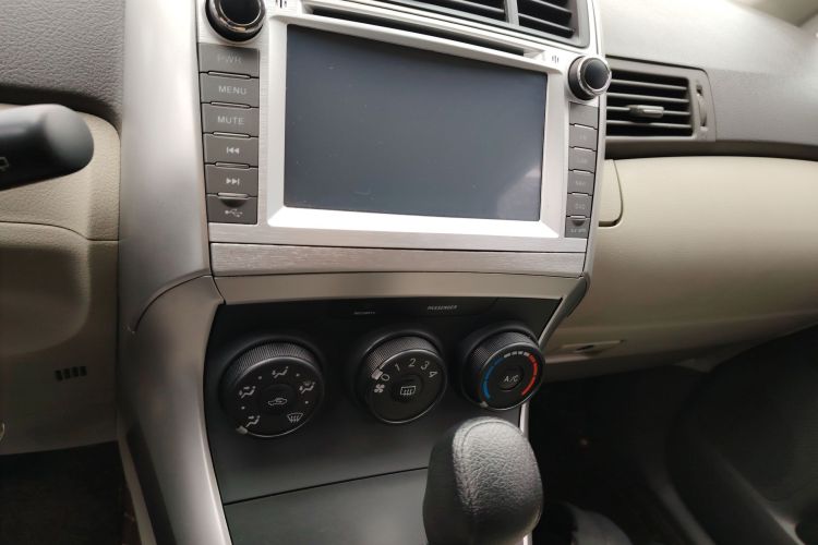 Toyota Verso 2017 car image #17