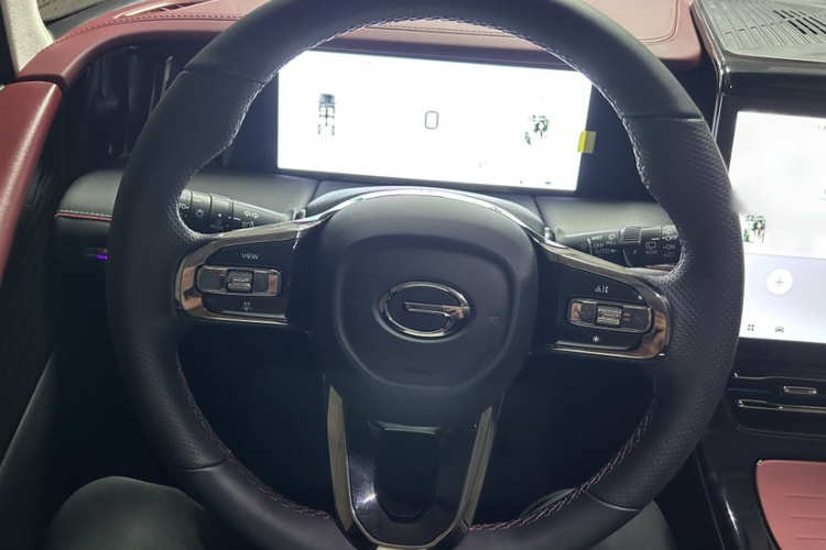 GAC Trumpchi E9 2025 #17 GAC Trumpchi E9 2025 car image #17