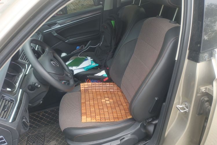 Volkswagen C-Trek 2017 immagine di auto #17