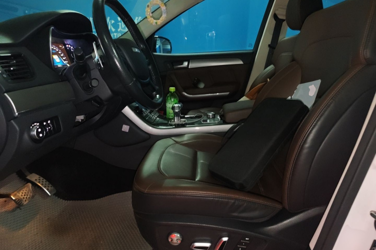 Haval H8 2018 #17 Haval H8 2018 car image #17