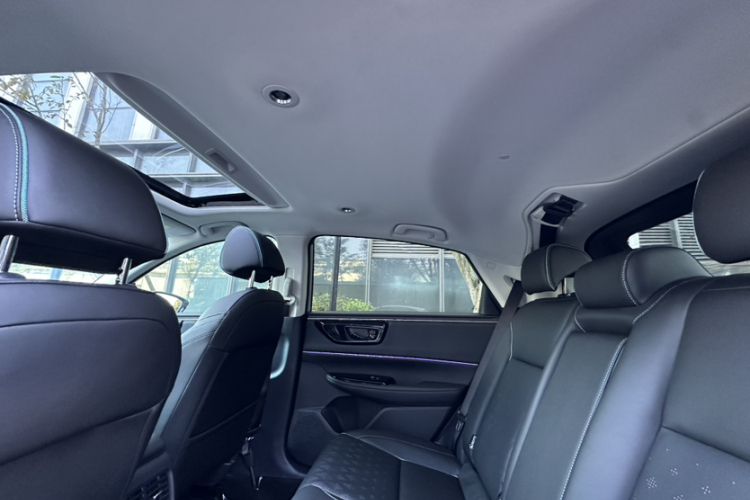 Honda e:NP2 2024 #17 Honda e:NP2 2024 car image #17