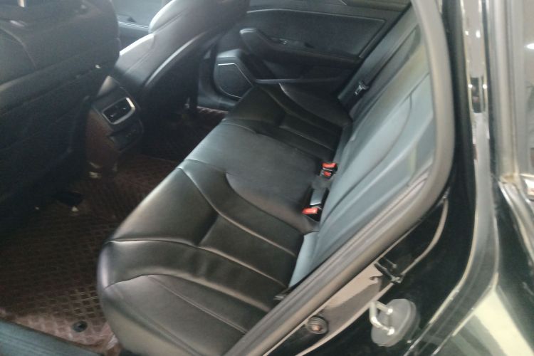 HongQi H5 2022 car image #17