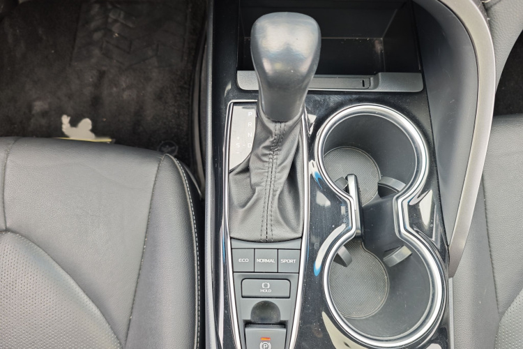 丰田 凯美瑞 2020 汽车图片 #17