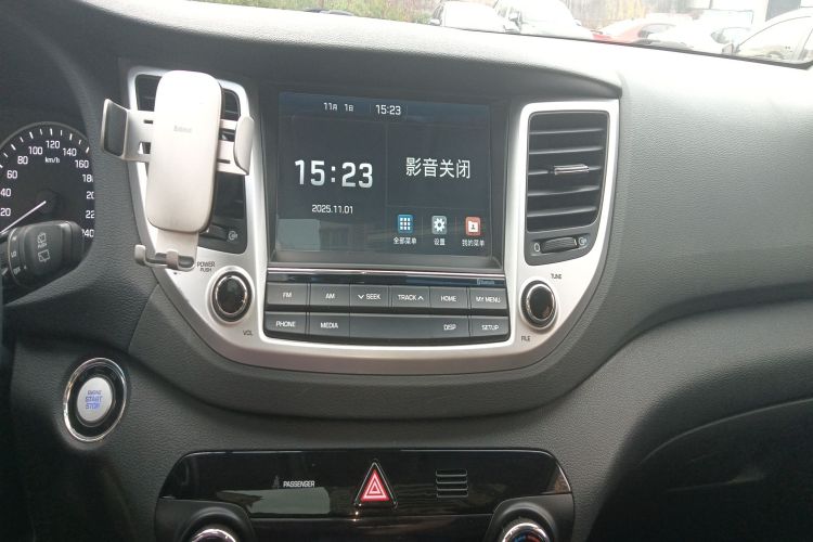 Hyundai Tucson (Imported) 2018 #17 Hyundai Tucson (Imported) 2018 car image #17