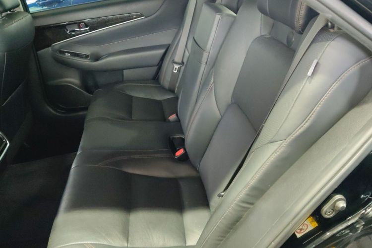 丰田 皇冠 2019 汽车图片 #17