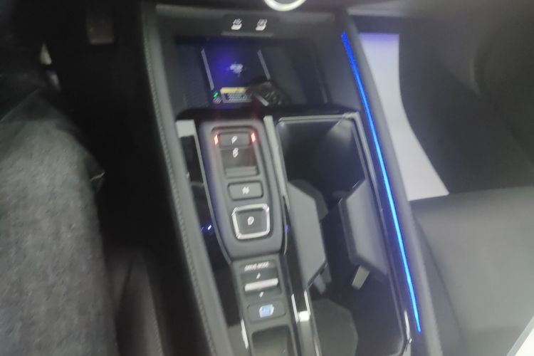 Honda Accord New Energy 2023 car image #17