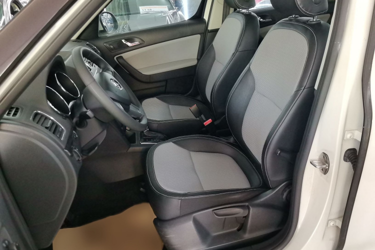 Skoda Yeti (Imported) 2016 car image #17