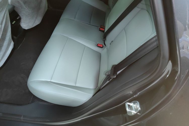 Roewe D6 2025 изображение автомобиля #17