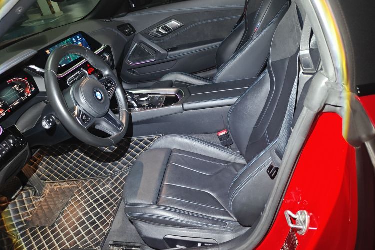 BMW Z4 M40i 2021 car image #17