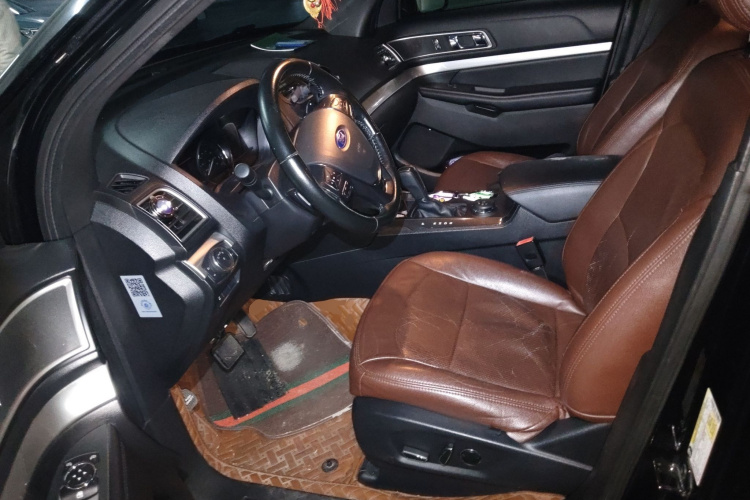 Ford Explorer (Imported) 2017 car image #17