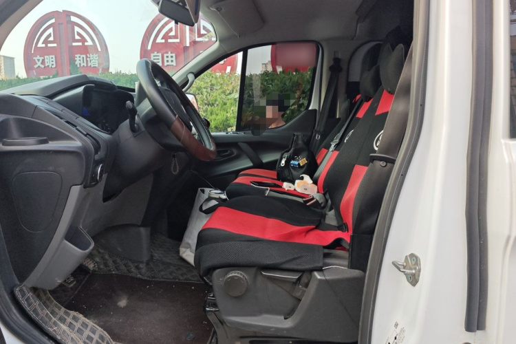 Ford Transit 2021 car image #17