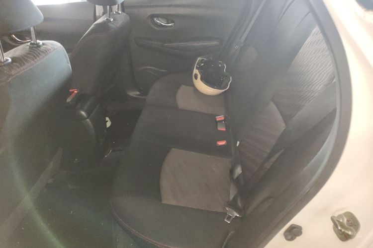 日产 蓝鸟经典 2018 汽车图片 #17