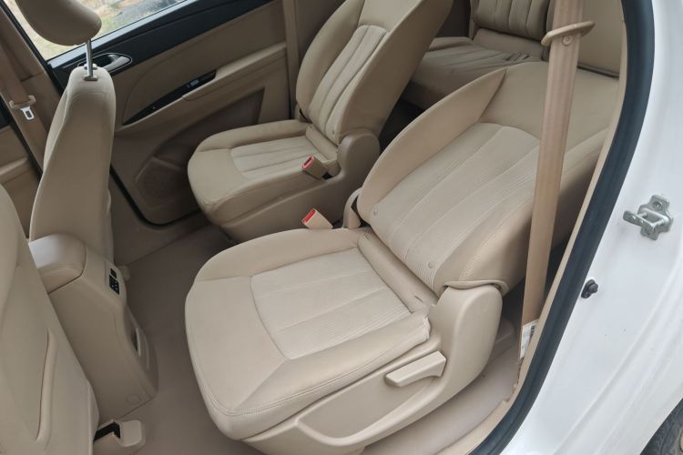 五菱汽车 五菱730 2019 #17 五菱汽车 五菱730 2019 汽车图片 #17