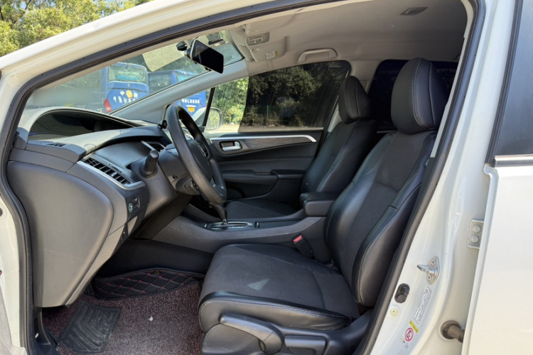 Honda Jade 2016 #17 Honda Jade 2016 immagine di auto #17