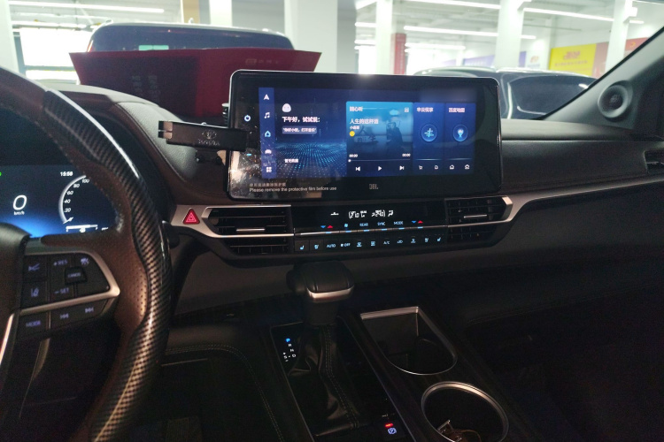 Toyota Sienna 2022 #17 Toyota Sienna 2022 car image #17