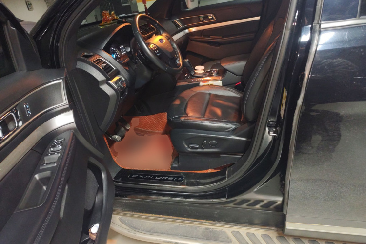 Ford Explorer (Imported) 2018 car image #17