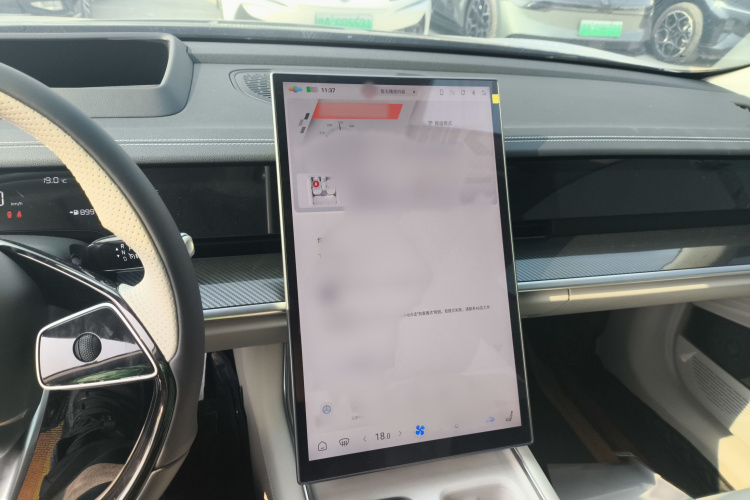 哪吒汽车 哪吒S猎装 2025 汽车图片 #17