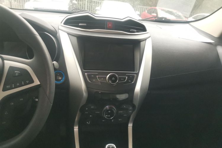 BYD Yuan New Energy 2018 car image #17