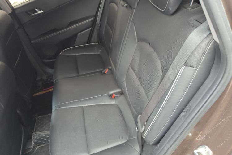 Hyundai ix25 2018 #17 Hyundai ix25 2018 car image #17