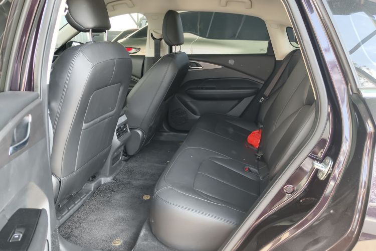 Wuling Starlight 730 New Energy 2023 صورة سيارة #17