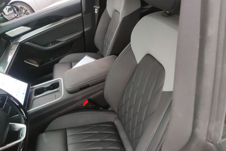 哪吒汽车 哪吒S猎装 2025 #17 哪吒汽车 哪吒S猎装 2025 汽车图片 #17